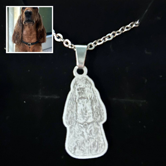 Engraved Irish Setter necklace with the customer's photo of the dog