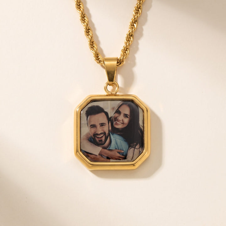 heat activated photo necklace, gold tone