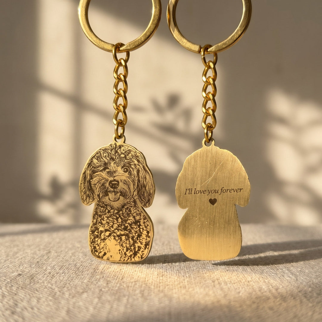 Front and back of a pet photo keychain with I&